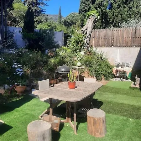Bastide Provencale Familiale 12 Mn A Pieds Вилла *